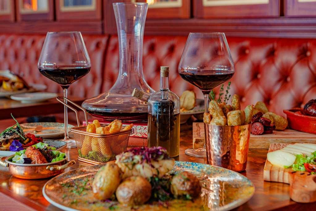 Wine & Books 5* Lisboa
